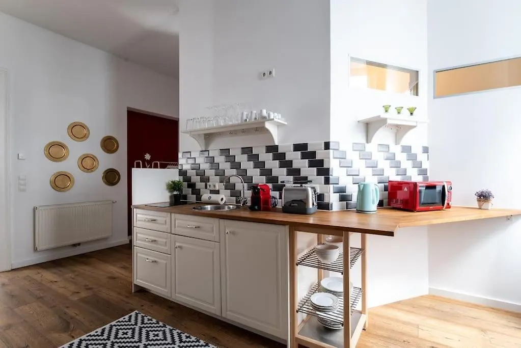 Spacious 2Br By Metro And Center By Hm Vienna 0*,  Austria