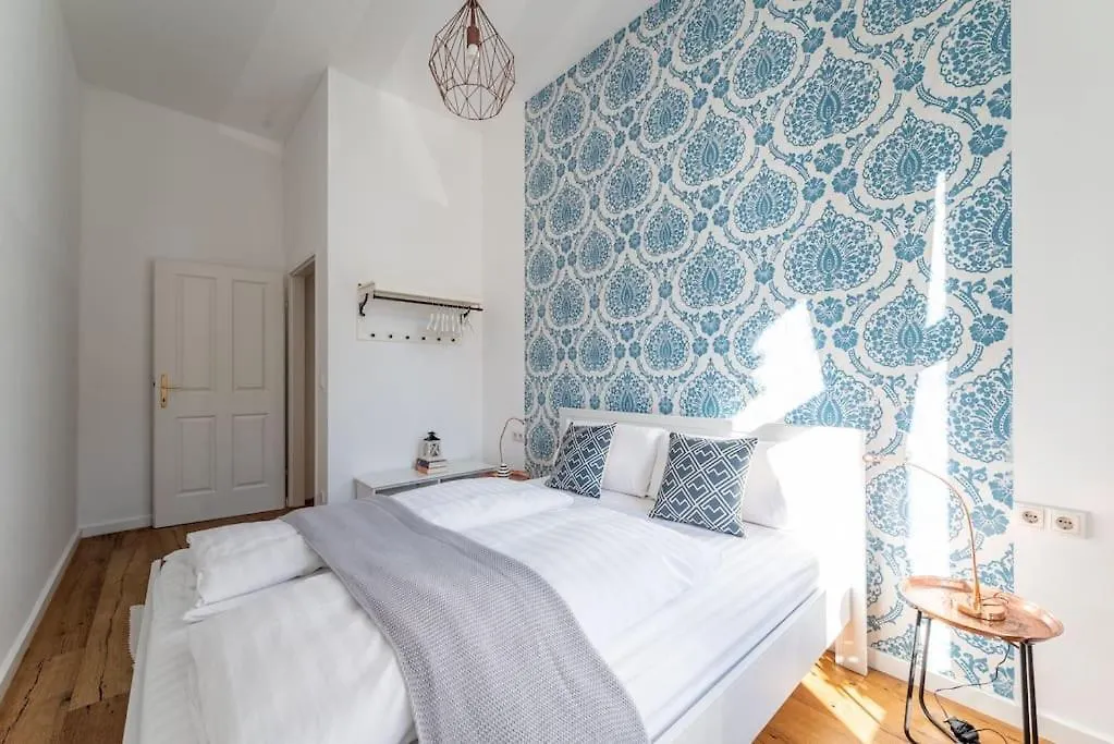 Apartment Spacious 2Br By Metro And Center By Hm Vienna